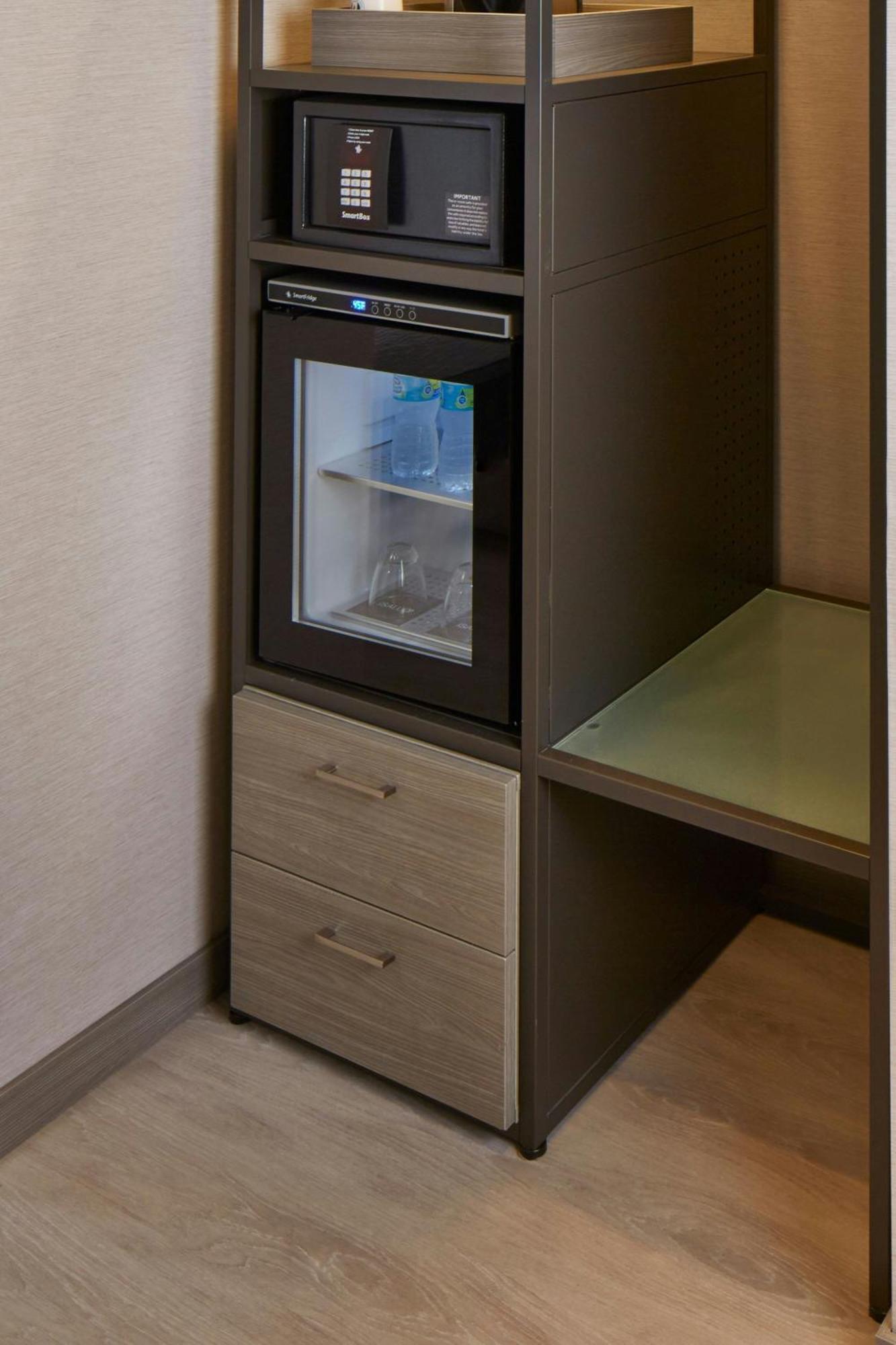 Ac Hotel By Marriott Des Moines East Village Zewnętrze zdjęcie